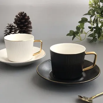 Европейский маленький роскошный набор позолоченных кофейных чашек и блюдец, керамический набор для домашнего творчества, два набора посуды для послеобеденного чая