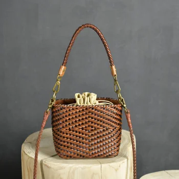Осенне-зимняя новая женская сумка через плечо, кожаная японская маленькая квадратная сумка, ретро ручная работа, персонализированная женская сумка